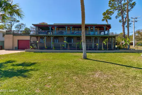 1090 Riverside Dr, Holly Hill, FL 32117