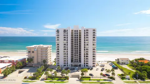 3855 S Atlantic Ave #202, Daytona Beach Shores, FL 32118