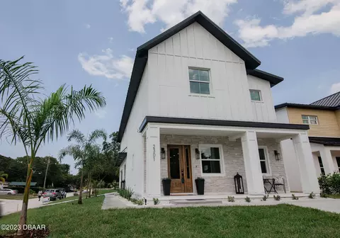 2301 Saxon Dr, New Smyrna Beach, FL 32169