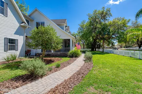 77 Village Dr, Ormond Beach, FL 32174 photo 4