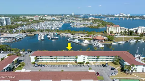 715 S Beach St #211D, Daytona Beach, FL 32114