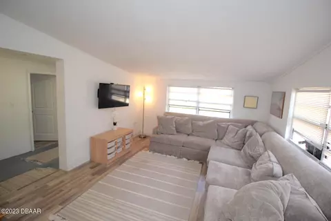 955 W Granada Blvd, Ormond Beach, FL 32174 photo 13
