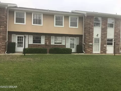2200 S Palmetto Ave #E030, South Daytona, FL 32119