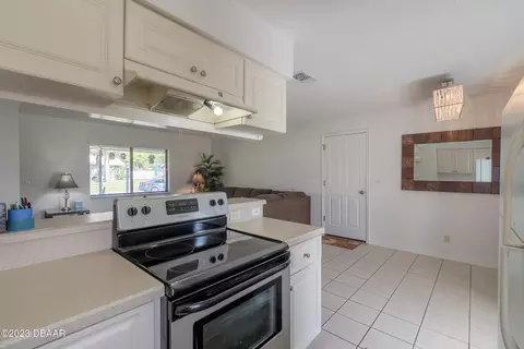 2918 Pine Tree Dr, Edgewater, FL 32141 photo 14