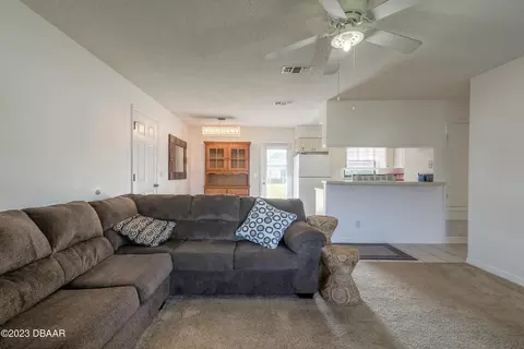 2918 Pine Tree Dr, Edgewater, FL 32141 photo 11