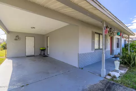 2918 Pine Tree Dr, Edgewater, FL 32141 photo 6