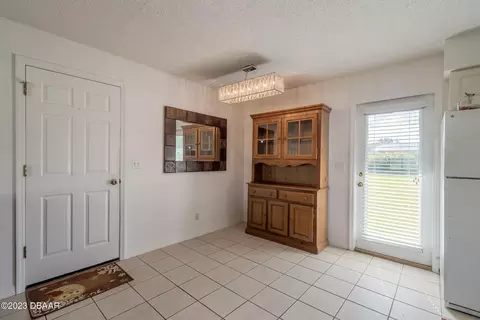 2918 Pine Tree Dr, Edgewater, FL 32141 photo 15
