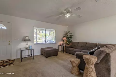 2918 Pine Tree Dr, Edgewater, FL 32141 photo 9