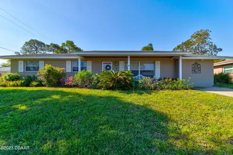 8 Lee Dr, Edgewater, FL 32141 photo 2
