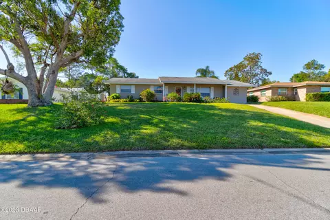 8 Lee Dr, Edgewater, FL 32141 photo 3