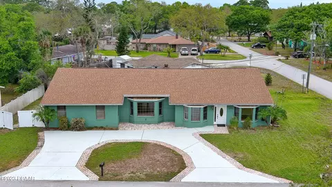 200 Poinciana Ave, Port Orange, FL 32127