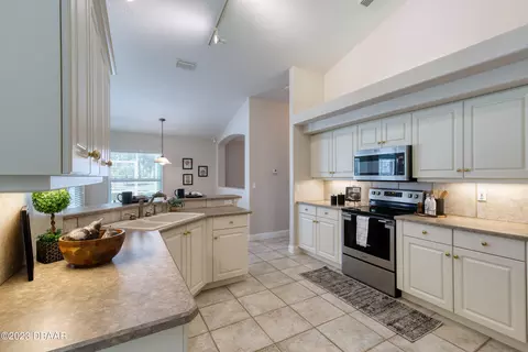 38 Lakebluff Dr, Ormond Beach, FL 32174 photo 22