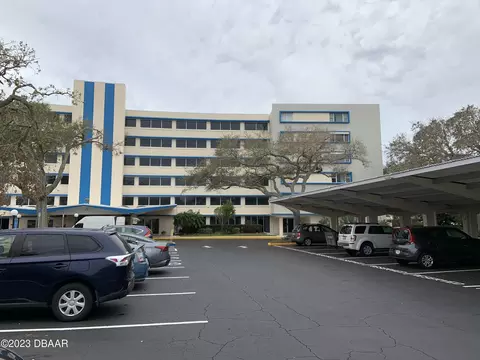 1224 S Peninsula Dr #602, Daytona Beach, FL 32118