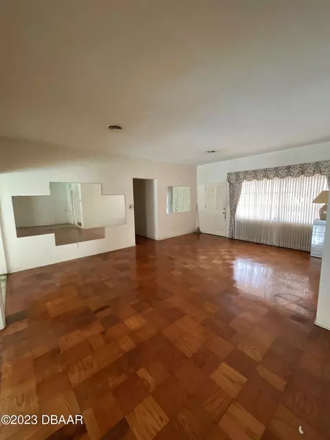 185 Ormond Pkwy, Ormond Beach, FL 32176 photo 10