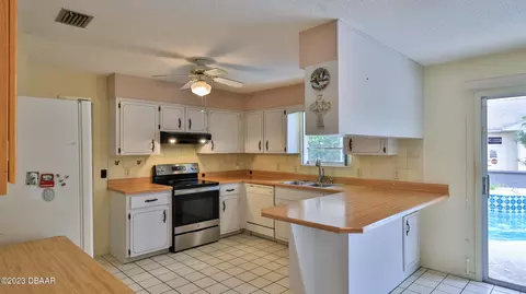 7 Sycamore Cir, Ormond Beach, FL 32174 photo 11