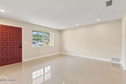 285 Melrose Ave, Ormond Beach, FL 32174 photo 5