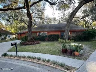 6221 Yosemite Dr, Port Orange, FL 32127