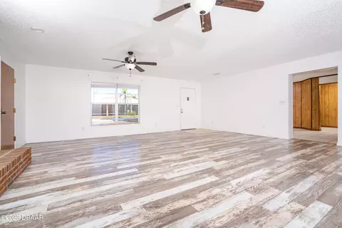 104 Joseph Dr, Edgewater, FL 32141 photo 8