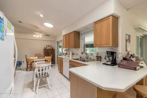 12 Ocean Pines Dr, Ormond Beach, FL 32174 photo 8