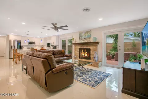 40 Nicholas Ct, Ormond Beach, FL 32176 photo 9