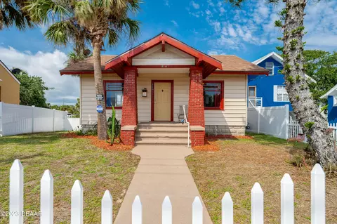 210 S Grandview Ave, Daytona Beach, FL 32118