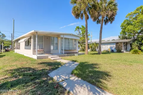 718 Sheldon Cir, Port Orange, FL 32127