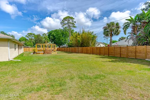 2229 Tamarind Dr, Edgewater, FL 32141 photo 6