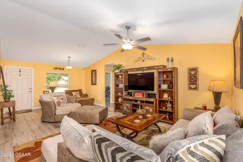 2229 Tamarind Dr, Edgewater, FL 32141 photo 16
