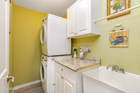 2229 Tamarind Dr, Edgewater, FL 32141 photo 32