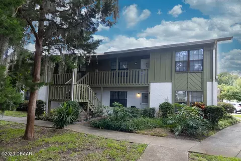 840 N Center Ave #520, Holly Hill, FL 32117