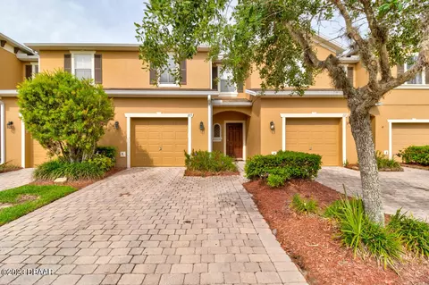 223 Aston Grande Dr, Daytona Beach, FL 32124