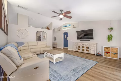 3330 Yule Tree Dr, Edgewater, FL 32141 photo 11