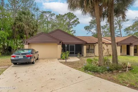 164 Sea Pines Cir, Daytona Beach, FL 32114