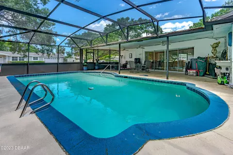 44 Briggs Dr, Ormond Beach, FL 32176 photo 4