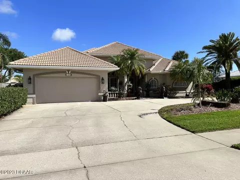 100 King Eider Ct, Daytona Beach, FL 32119