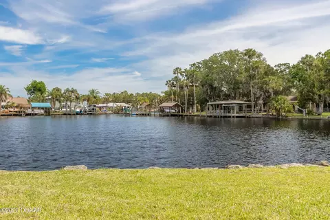 1059 Peninsula Dr, Ormond Beach, FL 32174 photo 2