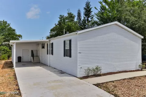 711 Larado Dr, Port Orange, FL 32129