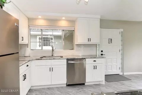 46 S Arbor Dr, Ormond Beach, FL 32174 photo 11