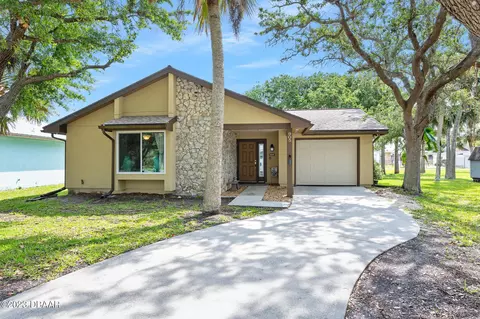 905 S Flagler Ave, Flagler Beach, FL 32136