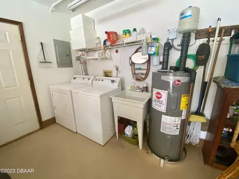 2621 Orange Tree Dr, Edgewater, FL 32141 photo 31