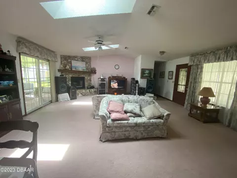 2621 Orange Tree Dr, Edgewater, FL 32141 photo 4