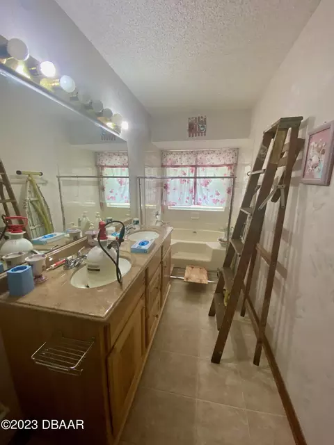 2621 Orange Tree Dr, Edgewater, FL 32141 photo 11