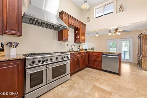 294 N Halifax Dr, Ormond Beach, FL 32176 photo 10