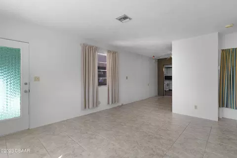 53 Seaside Dr, Ormond Beach, FL 32176 photo 6