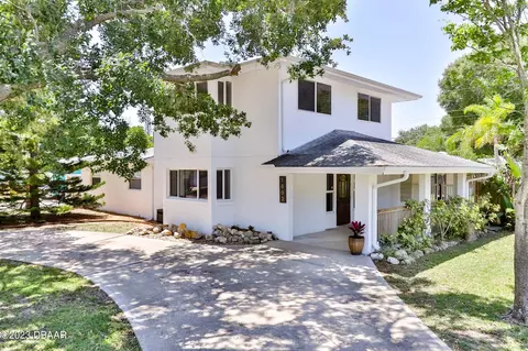 1802 Biscayne Ave, South Daytona, FL 32119
