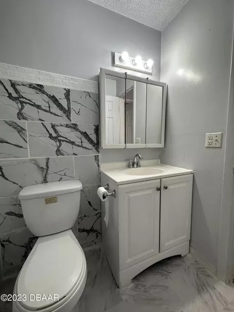 1663 Eastern Rd, South Daytona, FL 32119 photo 9