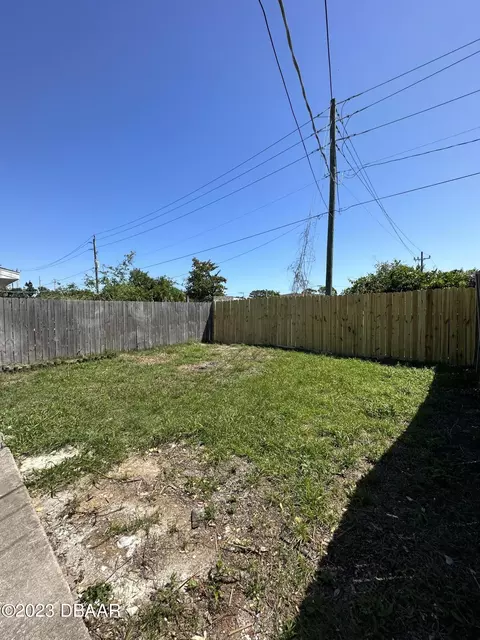 1663 Eastern Rd, South Daytona, FL 32119 photo 10