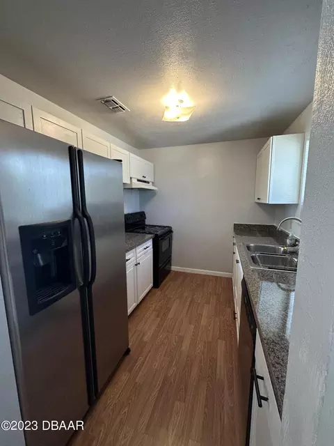 1663 Eastern Rd, South Daytona, FL 32119 photo 2