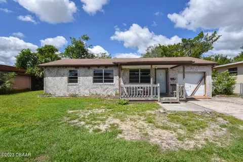812 Berkshire Rd, Daytona Beach, FL 32117