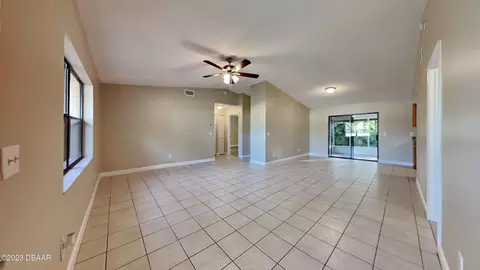 1807 Sabal Palm Dr, Edgewater, FL 32132 photo 4